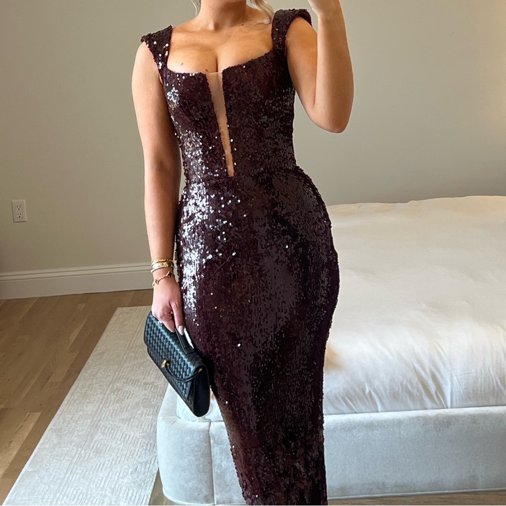 Kosove designer Elegant Sequin Evening Dress